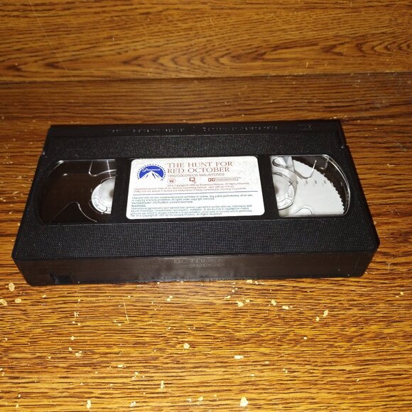 Hunt for Red October (VHS, 1990, Paramount Pictures) Sean Connery Alec Baldwin - Picture 6 of 6